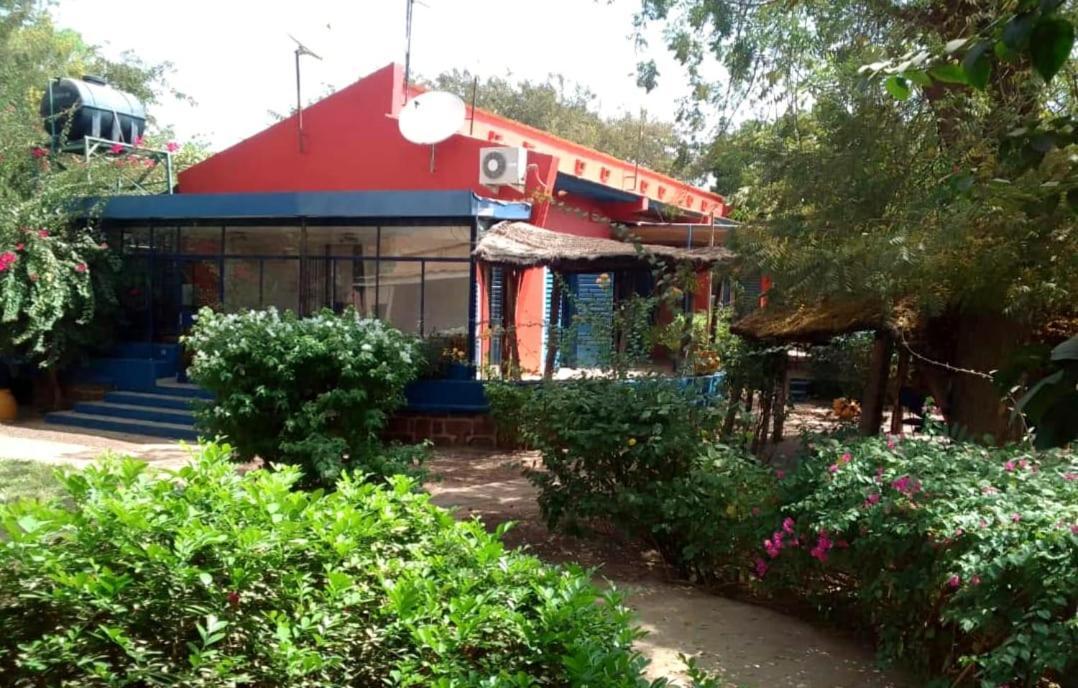 Hôtel Les Palmiers Ouagadougou Extérieur photo