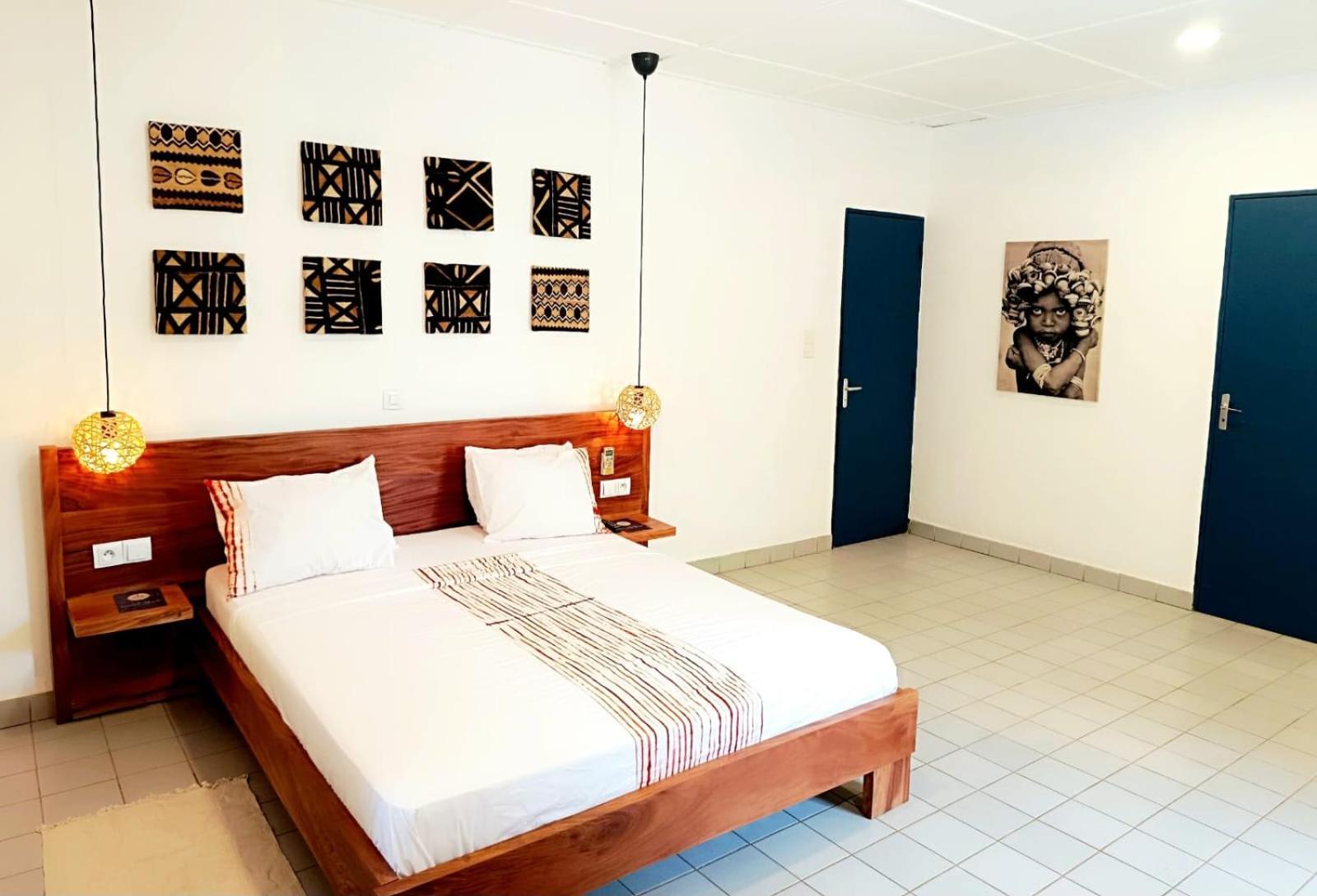 Hôtel Les Palmiers Ouagadougou Extérieur photo